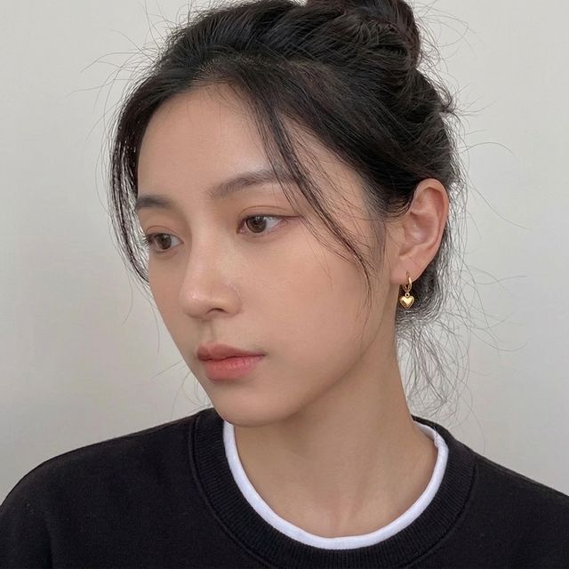 하트 드롭 귀걸이 여성 데일리 원터치 링귀걸이 - 이미지 10