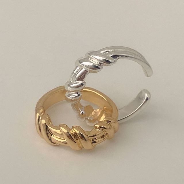 Dominic ring