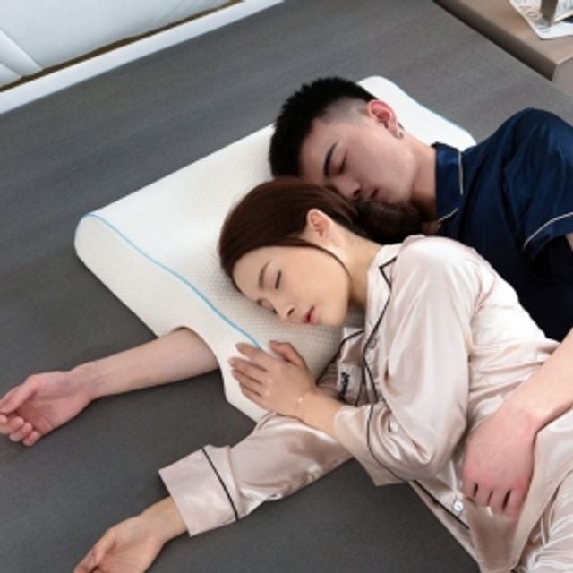 서로편한 메모리폼 팔베개 2인용 오른팔 옆잠베개