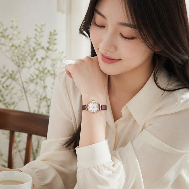 리본 라운드 가죽 손목시계 원형 아날로그 시계 여성 직장인 데일리룩 - 이미지 1