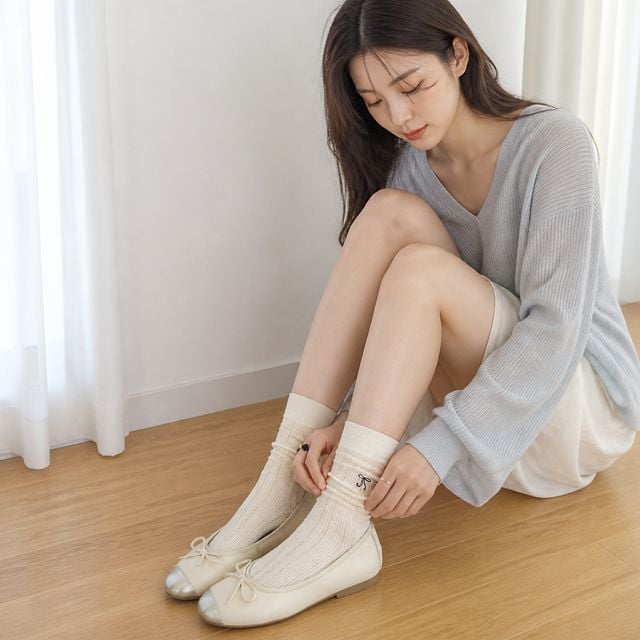 여성용 중목양말 시스루 펀칭 리본 포인트 데일리 잡화 - 이미지 1