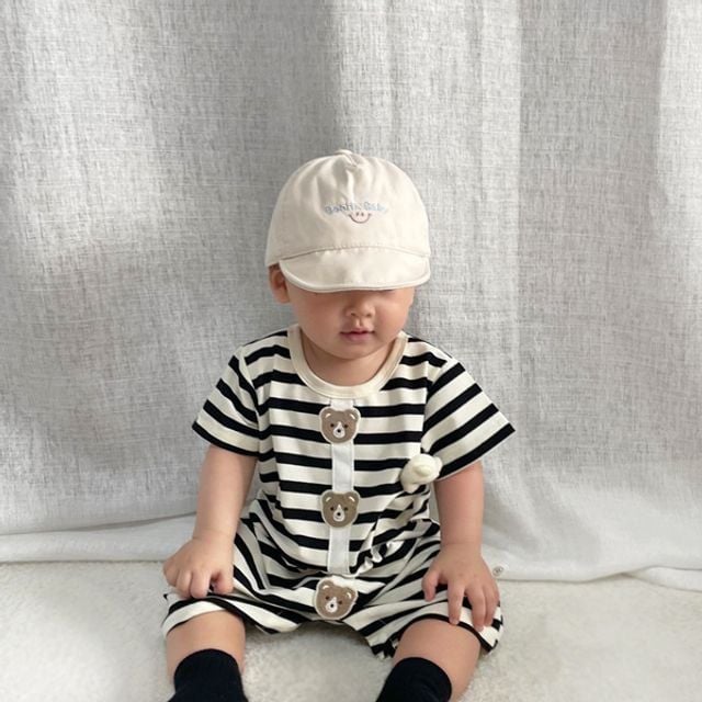 아기우주복 신생아우주복 아기반팔바디수트 베이비슈트 신생아슈트 천기저귀 물티슈 아옷