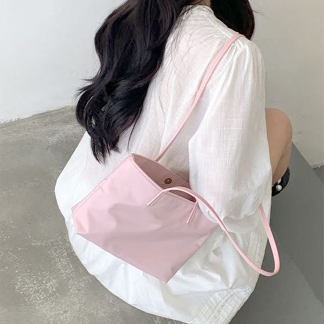 엠티 24255 여성 심플 숄더백 - 이미지 1