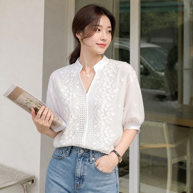 펀칭 플라워 퍼프 반팔 블라우스 셔츠 여성 데일리 여름 상의 티셔츠 - 이미지 1