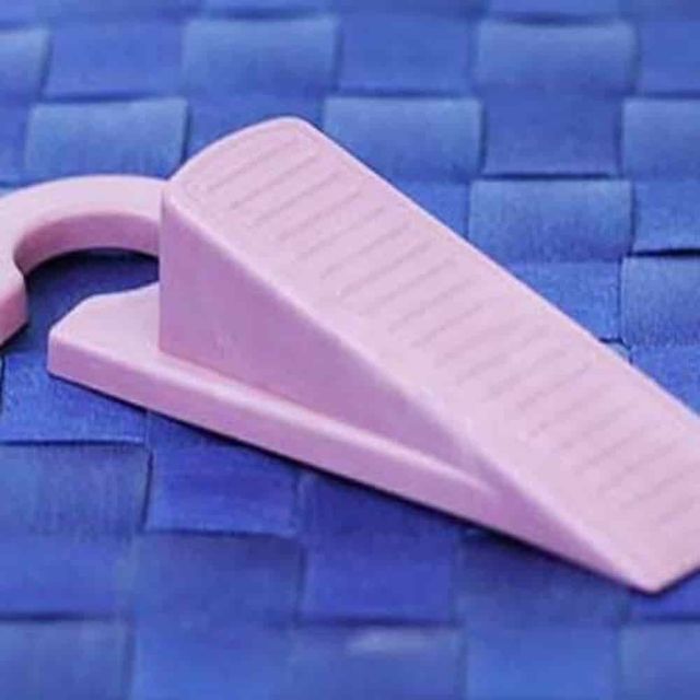 문닫힘방지 문고정장치 바닥스토퍼 문받침대 도어스톱퍼