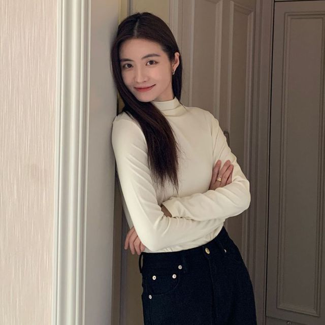 쿨샵 여성 반폴라 긴팔티셔츠 가벼운 이너웨어 4컬러
