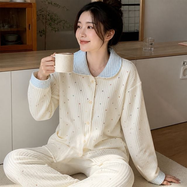 도트 무늬 파자마 긴팔 여성 홈웨어 가을 겨울 잠옷 땡땡이 누빔 긴바지 - 이미지 1