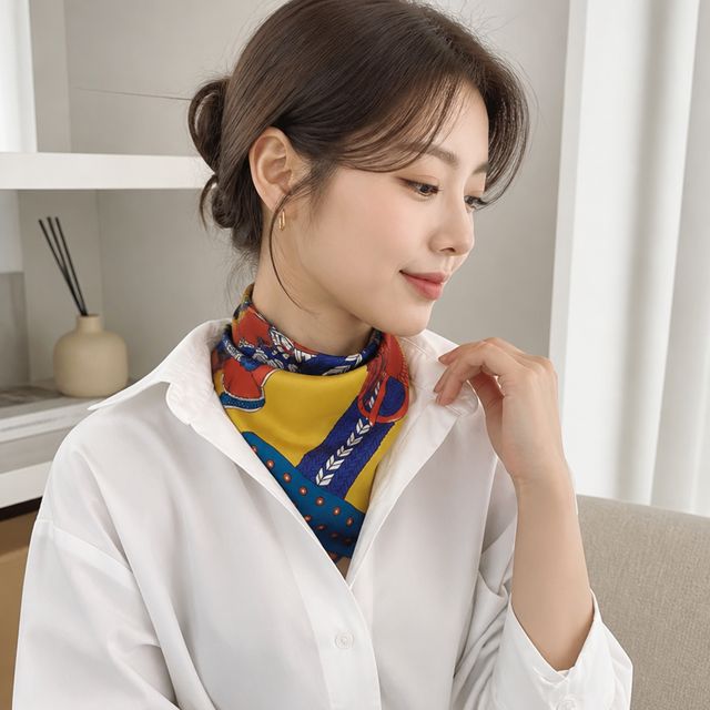 쁘띠 스카프 70x70 실크 패턴 목도리 잡화 - 이미지 1