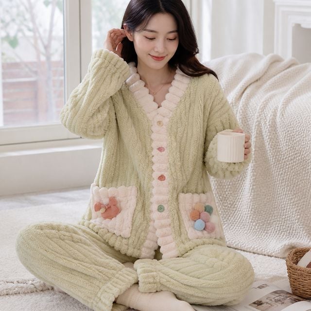 여성 수면잠옷 플라워 웨이브 극세사 파자마 홈웨어 겨울 잠옷 상하복 - 이미지 1
