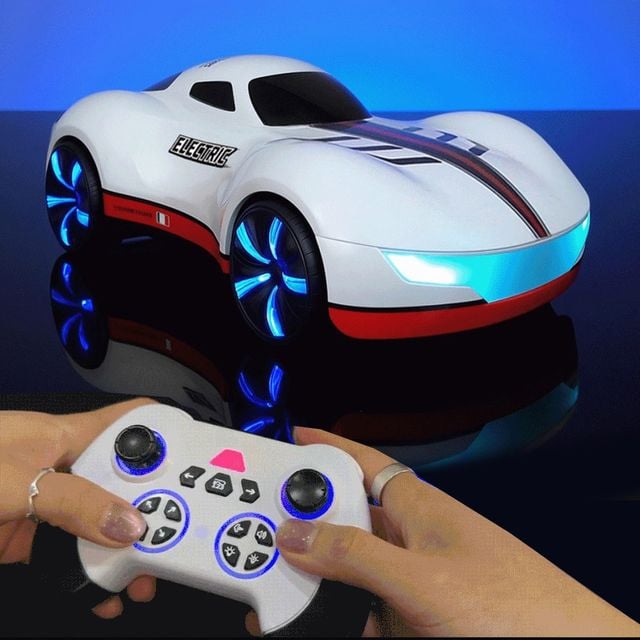 애들랜드 RC카 360도 화려한 스턴트 액션 일렉트릭 RC 무선 자동차 전기차 - 이미지 1