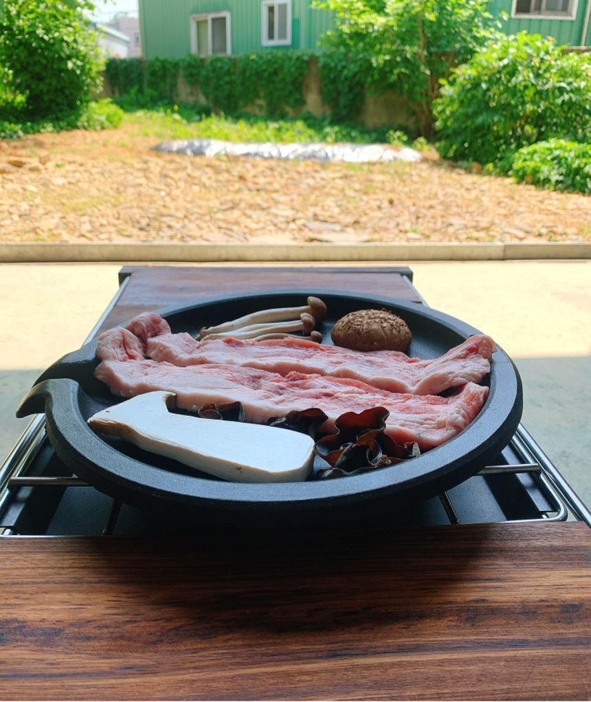 뉴테크,바베큐그릴,비비큐그릴,BBQ그릴,캠핑,그릴,비어캔,홀더,닭구이,캠핑구이,드럼형 바베큐그릴,중형 캠핑그릴,숯불 바베큐그릴,캠핑 숯불그릴,비어캔치킨 그릴,비어캔홀더 집게,캠핑 비어캔세트,캠핑용 그릴 세트,캠핑삼각대,화로대 삼각대