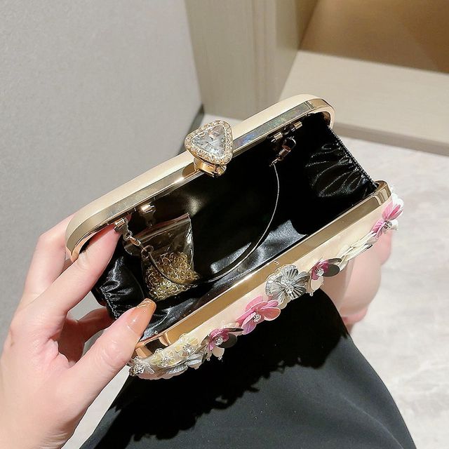 자동차 고화질 흡착식 선쉐이드 자동 선블록 68 - 이미지 3