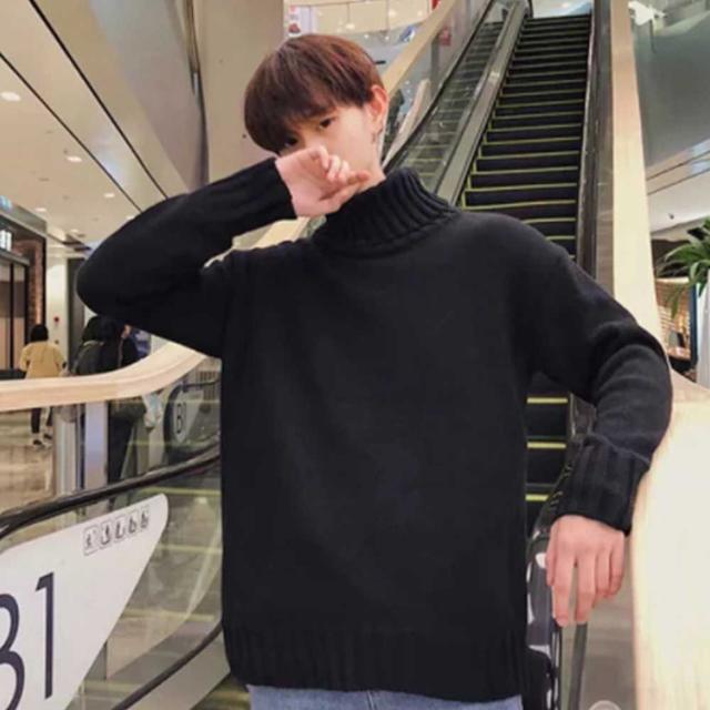 남자 청바지 코디 겨울 데이트 룩 검정 터틀넥 니트
