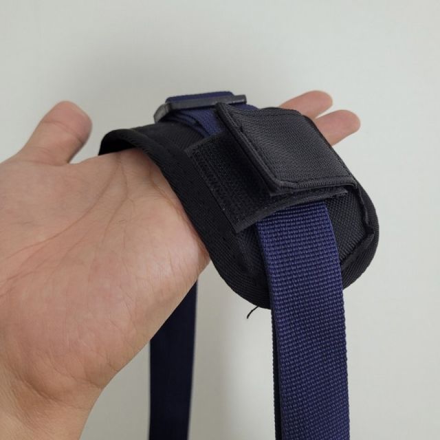 어깨 쿠션 패드 1P 탈착식 가방끈 에어쿠션 블랙 백팩 메신저