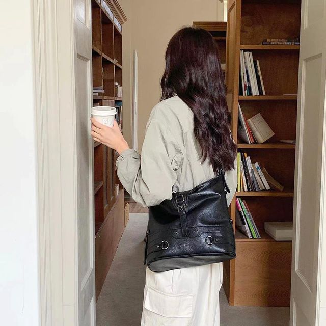 숄더백코디 여성 코디 직장인 신상 패션 가방코디