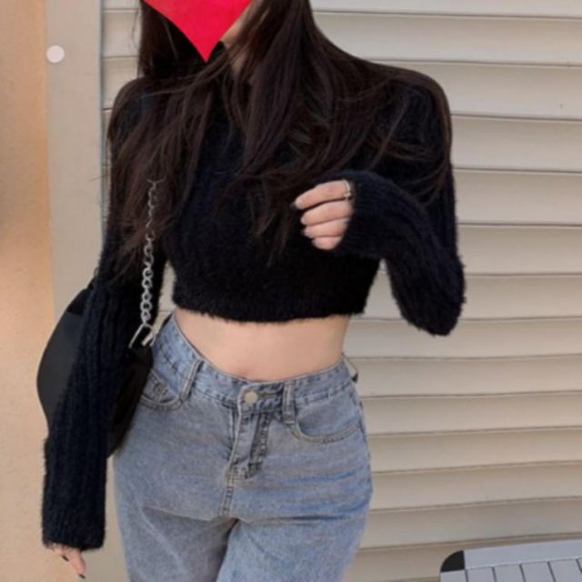 여성 앙고라 라운드넥 긴팔 크롭 니트 페미닌 데일리 데이트룩