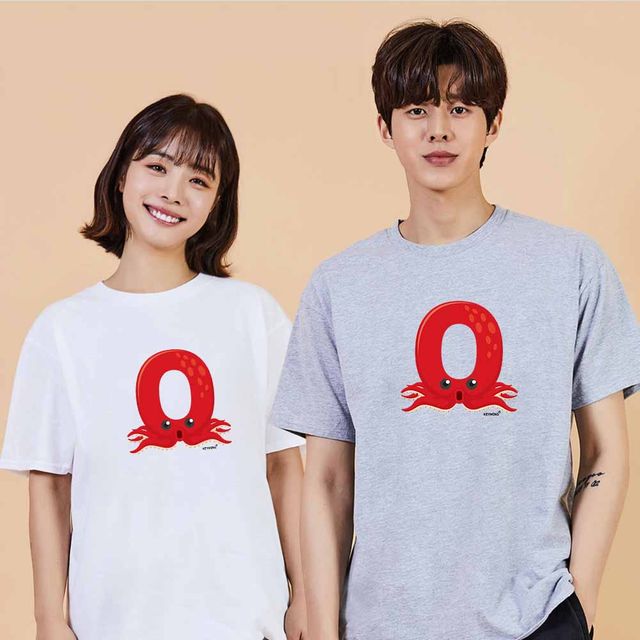문어 디지털프린팅 반팔 티셔츠 오버핏 해양 생물 디자인
