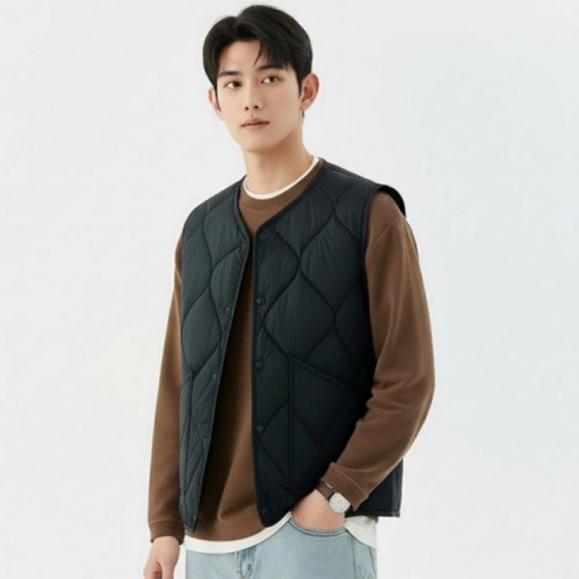 남자 가을 간절기 라운드넥 경량 누빔 조끼 데일리 미니멀 레이어드 아우터