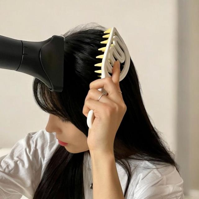 손잡이형 두피마사지 샴푸브러쉬