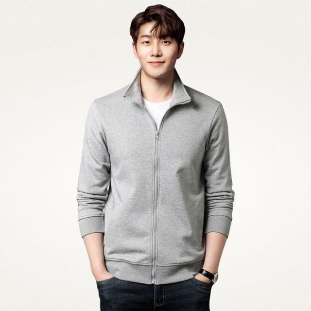 남성용 하이넥 간절기 집업 트레이닝 자켓 무지형