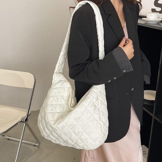 구름가방 퀼팅백 보부상 가방 패딩백 숄더백