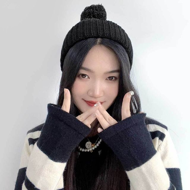 폼폼 블랙 비니 방울 니트 패션 모자 겨울 여성