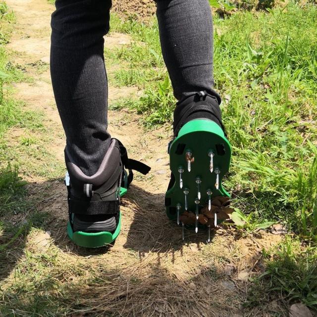 잔디밭 가꾸기 천공 샌들 잔디못신발