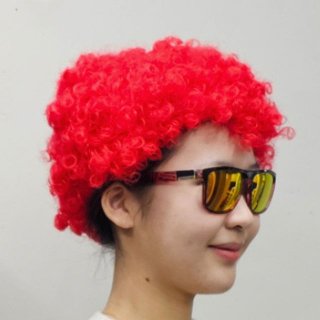 용품 인생사진 네컷 폭탄 뽀글머리 가발 레드