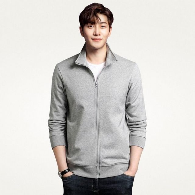 남성 하이넥 트레이닝 집업 자켓 간절기 가벼운 스포츠 외투 져지