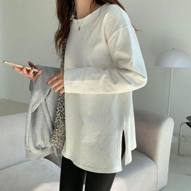 베스트 크루넥 무문양 흰색 스탠다드 롱티이너티 데일리티