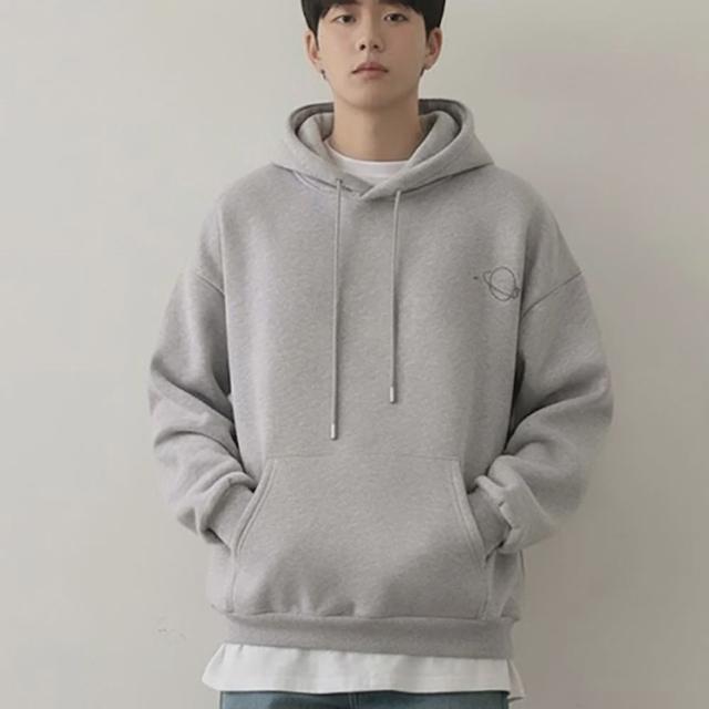 남자 미니멀 스타일 따뜻한 기모 안감 자수 포인트 후드 티셔츠