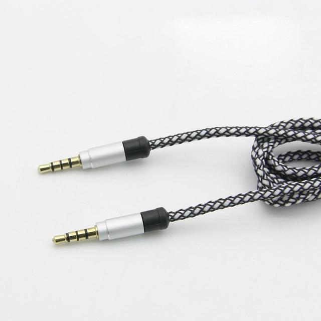 Coms AUX 스테레오 케이블 4극 1.5M 패브릭 젠더