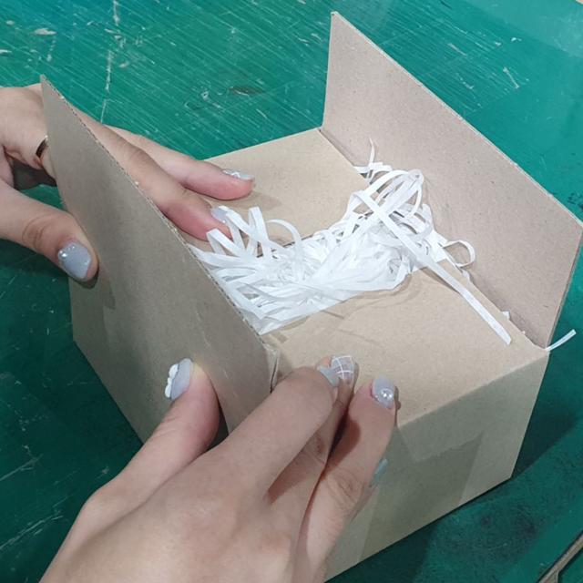스타핑 쵸핑 종이 완충제 화이트 100g - 선물 포장재