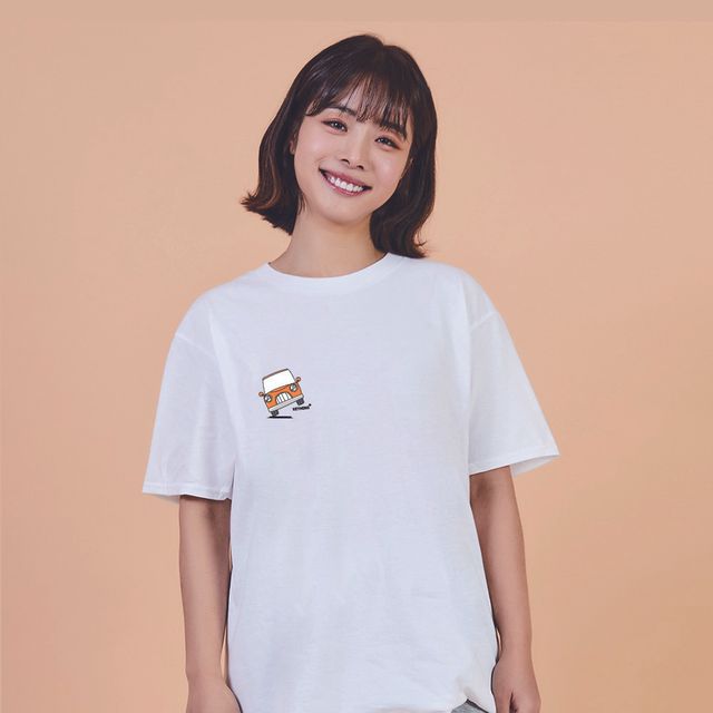 남성 여름 커플 반팔 티셔츠, 여행룩 카멜 면 소재