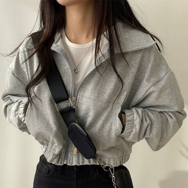 카라넥 크롭 자켓 여성 짧은 기장 세련된 간절기 아우터 데일리룩 봄 가을 상의