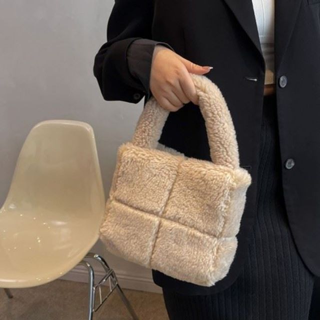 뽀글이 6컬러 스퀘어 토트백 부드러운 토트백 미 GWM