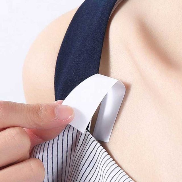 옷테이프 노출 방지