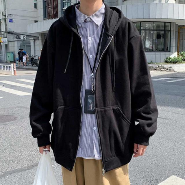 남자 대학생 캠퍼스 룩 간절기 검정 후드 집업 코디