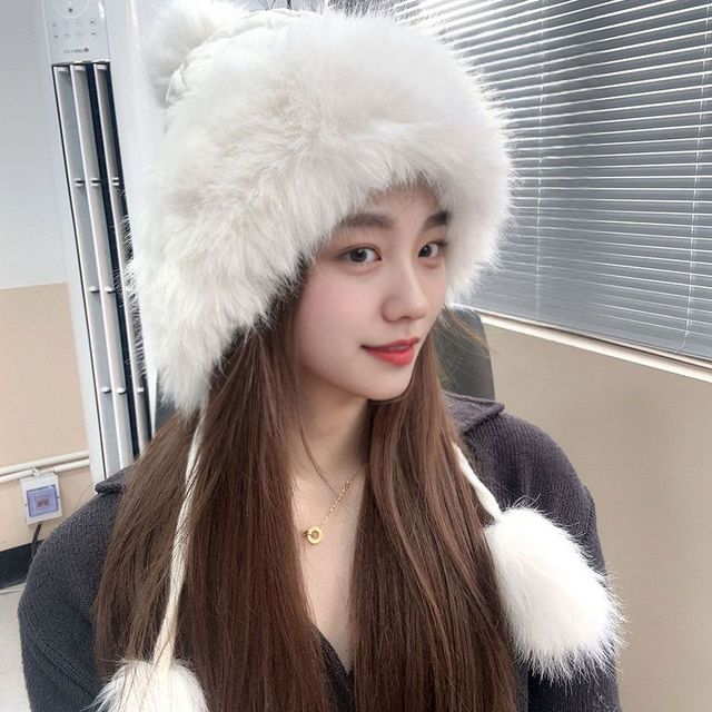 방울털모자 겨울털모자 방울 모자 아이보리