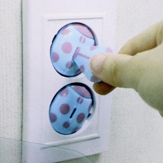 콘센트안전커버 4P KEY형 안전장치 먼지차단 콘센트