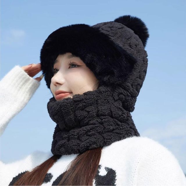 겨울철 코디 아이템 꽈배기 뽀글이 털방울 넥워머모자