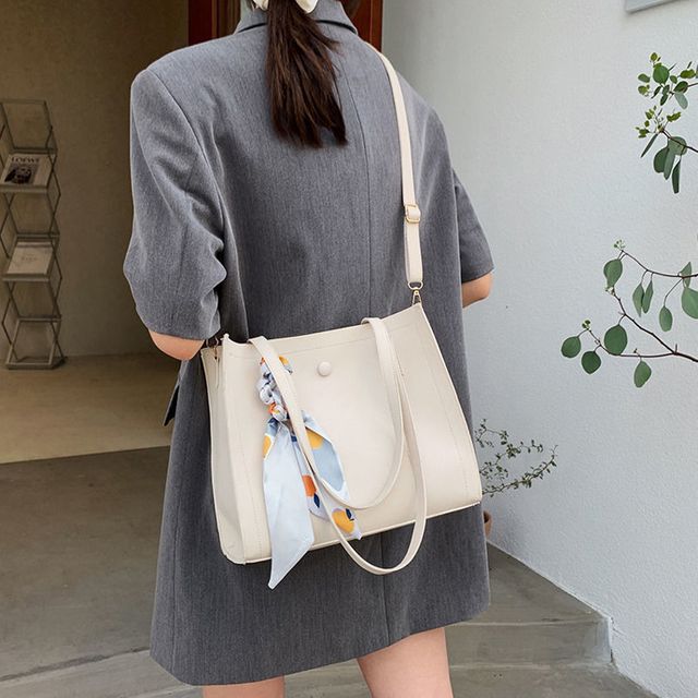 여성 데일리 심플 파우치 포함 스카프 숄더백
