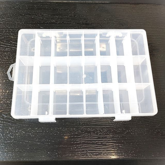 24칸 투명 부품수납함 소품케이스 파티션 스토리지
