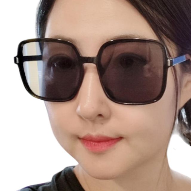 사각테 선글라스 (블랙)