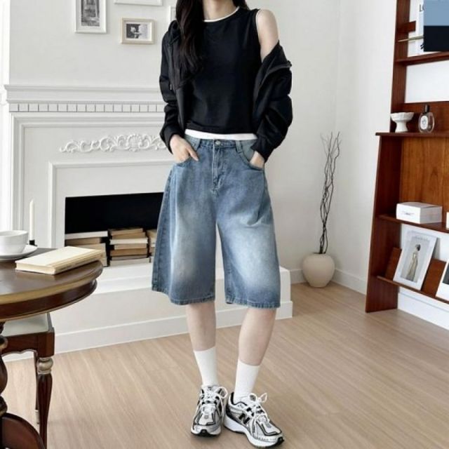 버뮤다 반바지 여자 데님 뒷밴딩 핀턱