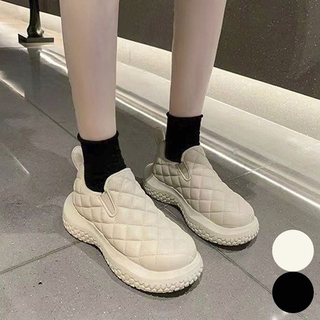 겨울 안감 퀼팅 슬립온 여자 기모 통굽 단화 신발