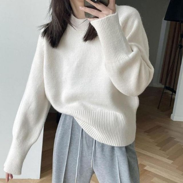 모임 기본핏 티셔츠 라운드 나그랑 봄 터틀넥 오버핏