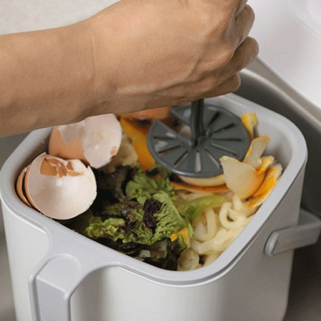 음식물 쓰레기통 압착 탈수 위생 수거통