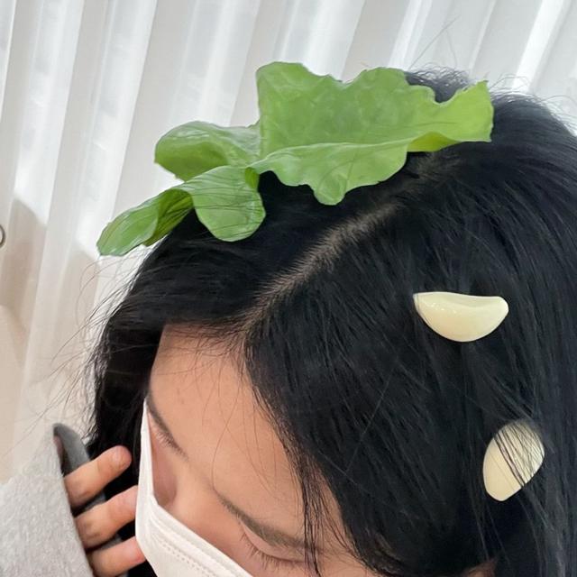 음식 모양 마늘 상추 핀 - 킹받는 쓸모없는 선물 추천
