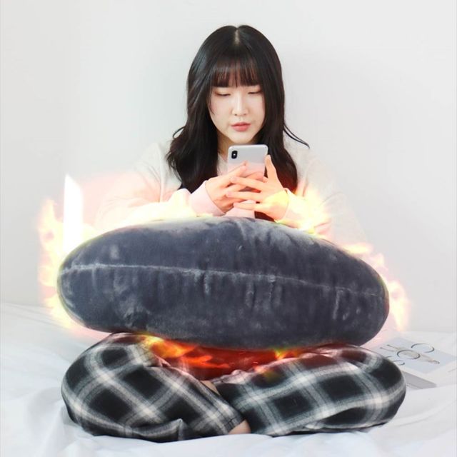 국산 밍크 극세사 온열 반달 대형 쿠션 중형